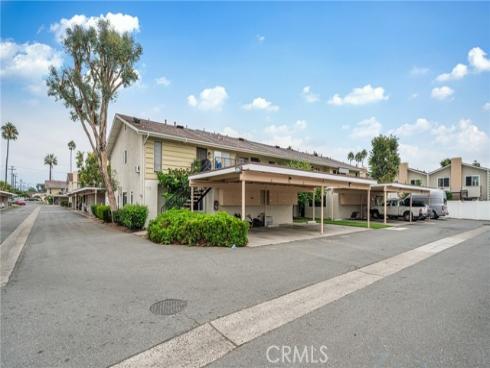 1192  Mitchell  70  Avenue, Tustin, CA