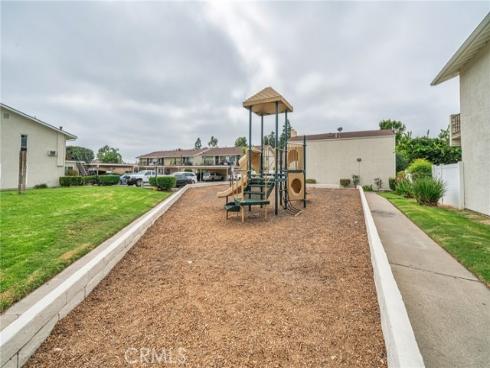 1192  Mitchell  70  Avenue, Tustin, CA