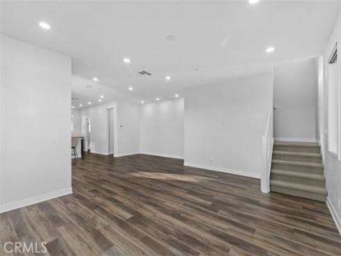 430  Transport  , Tustin, CA