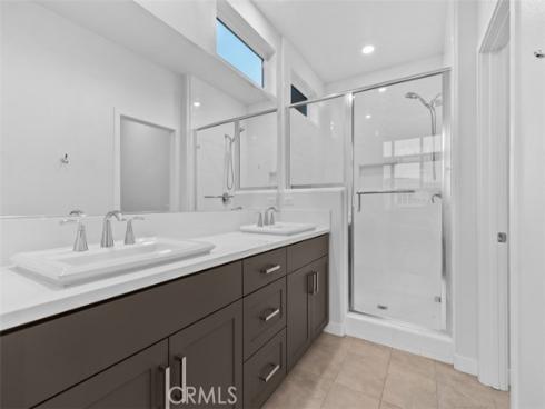 430  Transport  , Tustin, CA