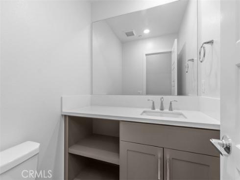 430  Transport  , Tustin, CA