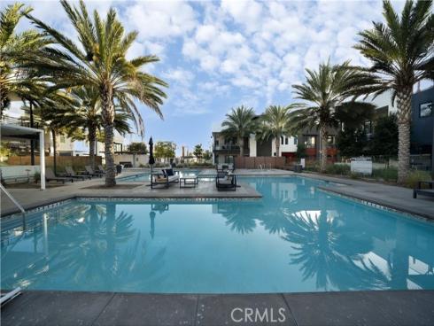 430  Transport  , Tustin, CA