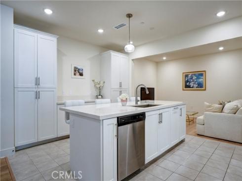 16235  Dawn Way  203 , Tustin, CA