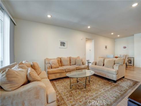 16235  Dawn Way  203 , Tustin, CA