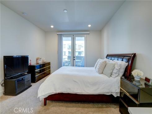 16235  Dawn Way  203 , Tustin, CA