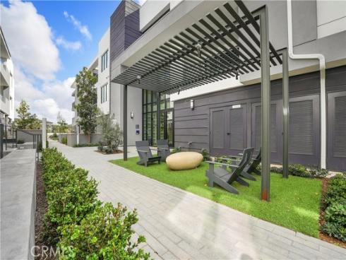 16235  Dawn Way  203 , Tustin, CA