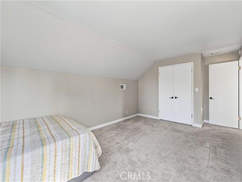 17562  Laurie  , Tustin, CA