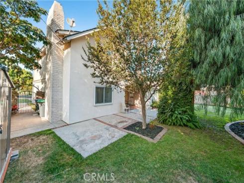 17562  Laurie  , Tustin, CA