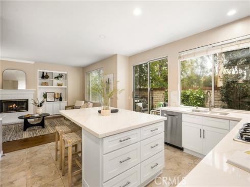 10940  Tantlinger  , Tustin, CA