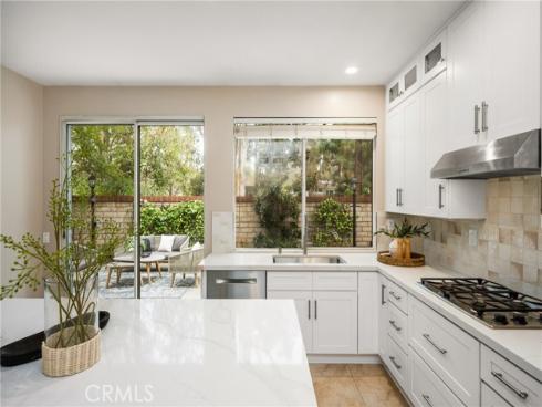 10940  Tantlinger  , Tustin, CA