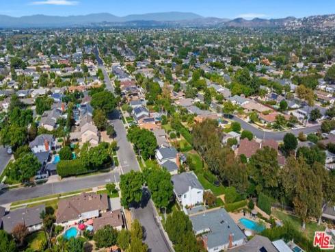 13702  Loretta   Drive, Tustin, CA