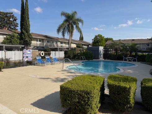 1777  Mitchell  29  Avenue, Tustin, CA