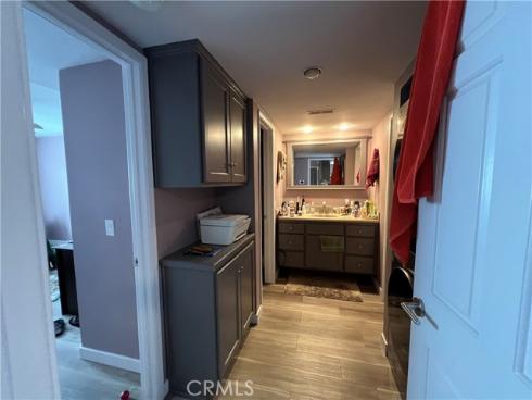 1111  Packers  25 , Tustin, CA