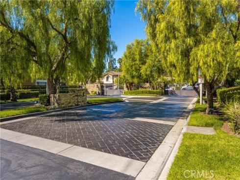 10970  Hiskey  , Tustin, CA