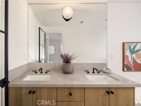 17841  Lucero  , Tustin, CA