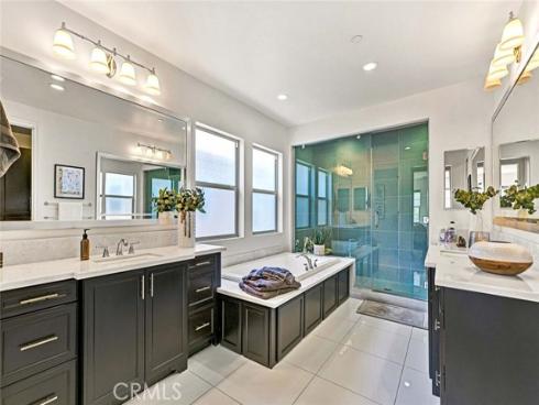 222 Barnes Road, Tustin, CA