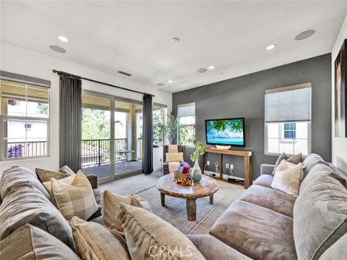 222 Barnes Road, Tustin, CA