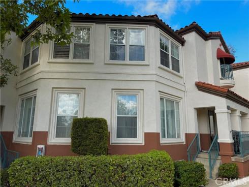 2827  Player  , Tustin, CA