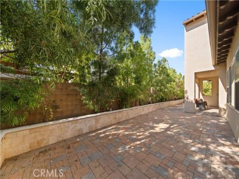 18  Windrow   Road, Tustin, CA