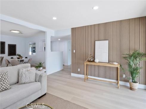 14032  Woodlawn  , Tustin, CA