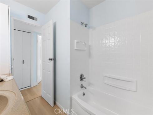 14032  Woodlawn  , Tustin, CA