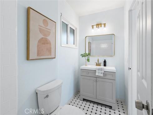 14032  Woodlawn  , Tustin, CA