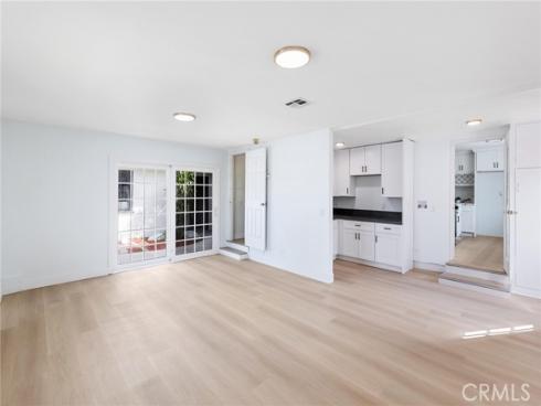 14032  Woodlawn  , Tustin, CA