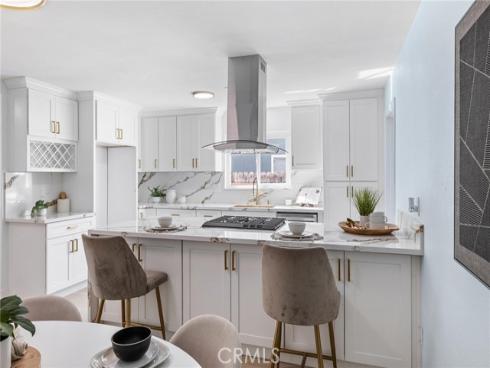 14032  Woodlawn  , Tustin, CA