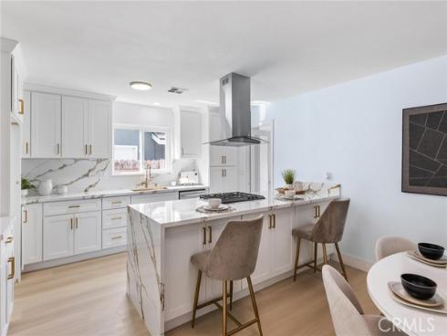 14032  Woodlawn  , Tustin, CA