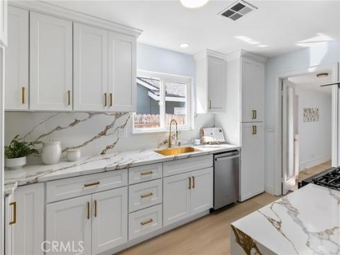 14032  Woodlawn  , Tustin, CA