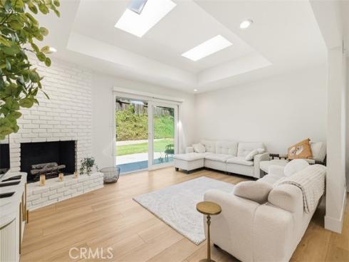 1301 Cameo Drive, Tustin, CA