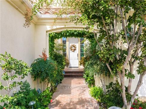 12665 Stanton , Tustin, CA