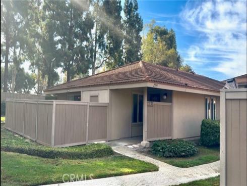 2341  Medlar  , Tustin, CA