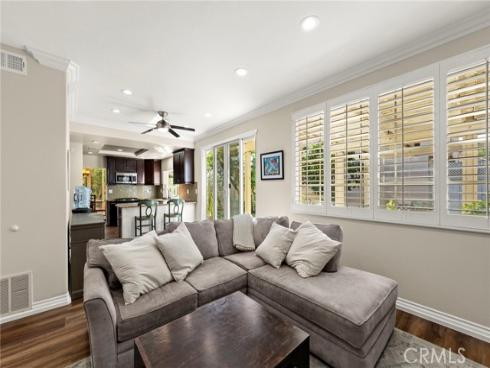 2042 Seminole , Tustin, CA