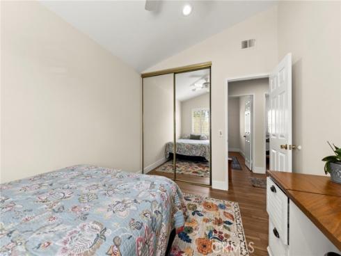 2042 Seminole , Tustin, CA