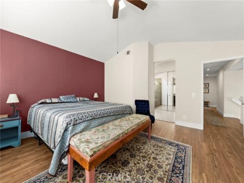 2042 Seminole , Tustin, CA