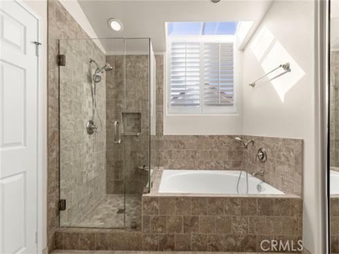 2042 Seminole , Tustin, CA