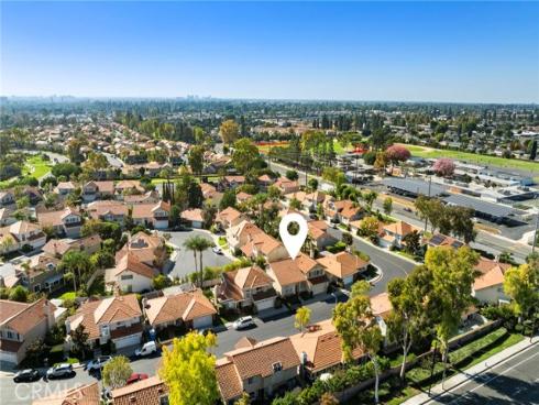 2042 Seminole , Tustin, CA