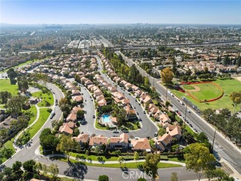 2042 Seminole , Tustin, CA