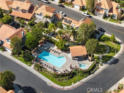 2042 Seminole , Tustin, CA