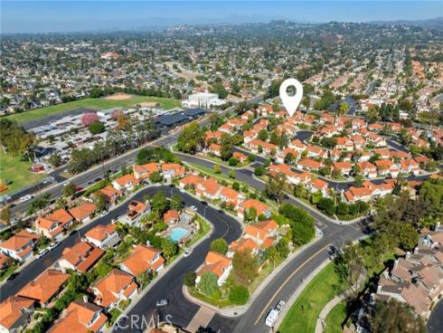 2042 Seminole , Tustin, CA