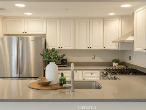 13439  Savanna  , Tustin, CA