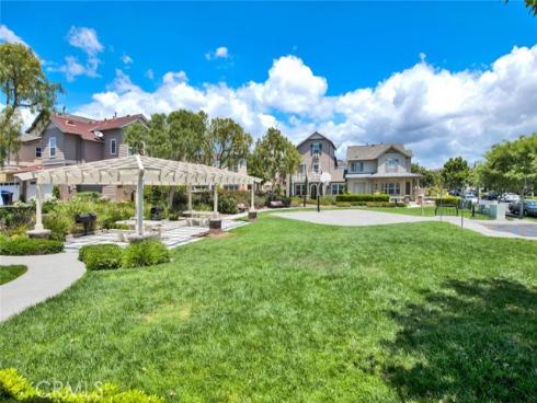 410 Hudson Drive, Tustin, CA