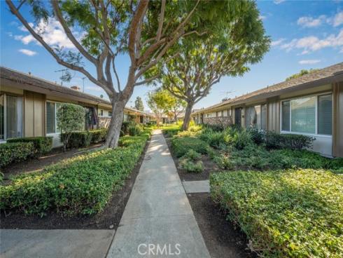13902  Yorba  14A  Street, Tustin, CA