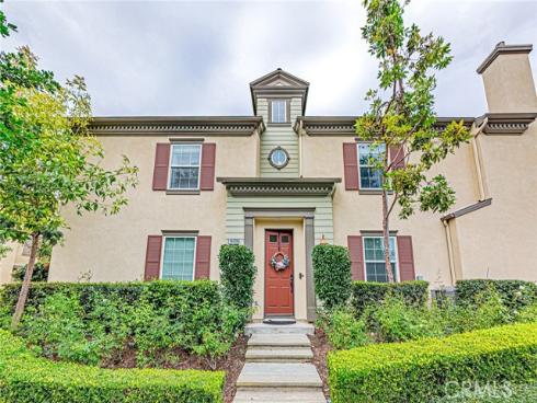 15229 Columbus Square