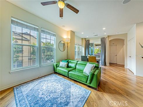 15229  Columbus Square  , Tustin, CA