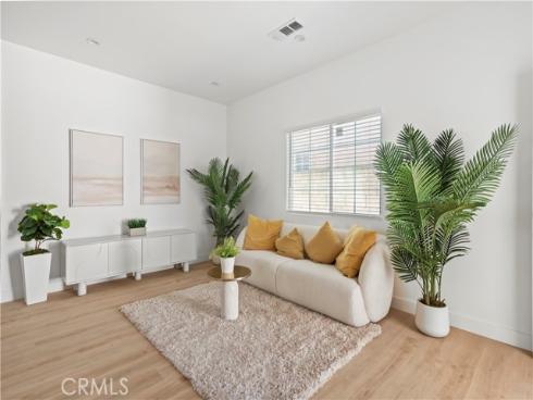 1056 Walter Avenue, Tustin, CA