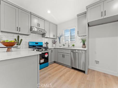 1056 Walter Avenue, Tustin, CA