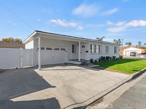 1056 Walter Avenue, Tustin, CA