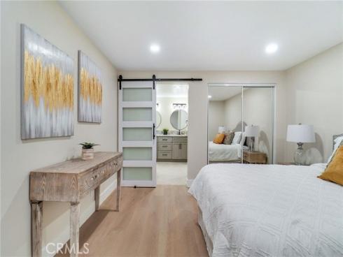 1381  Penrith  , Tustin, CA